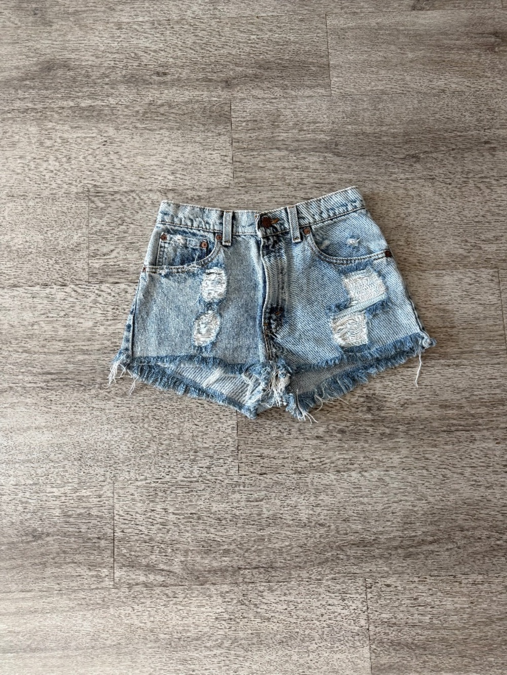 levi jean shorts